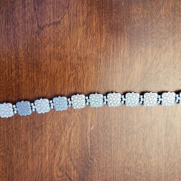 BRIGHTON vintage silver, linked flower, bracelet - Picture 5 of 7